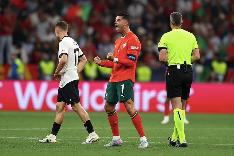 九游app-欧洲杯赛事进入白热化阶段，胜者笑纵横的简单介绍